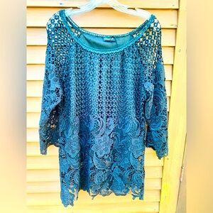 Ciao Bella Italy Black lace loose fit tunic style shirt